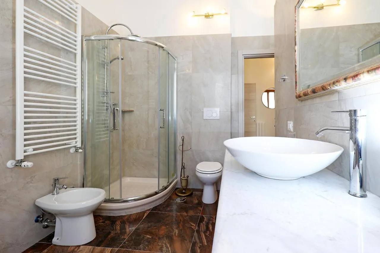 Cornelia - Charme Apartment Roma